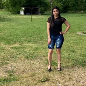 Meet your Posher, Marissa